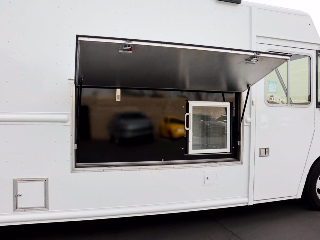 2019 Ford F-59 Commercial Stripped Chassis – Mobile Food Truck
