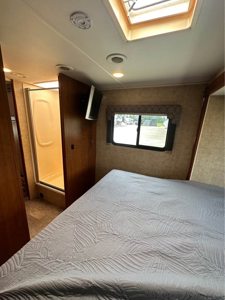 2018 Winnebago Minnie Winnie 26A