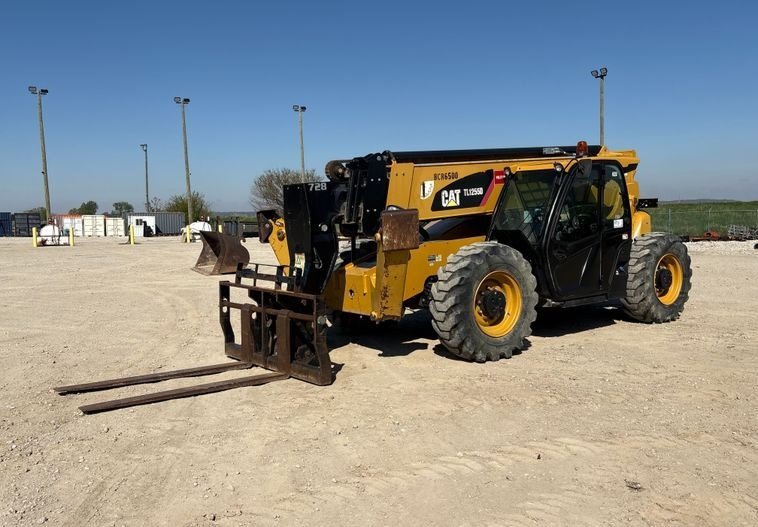 2017 Caterpillar TL1255D Telehandler